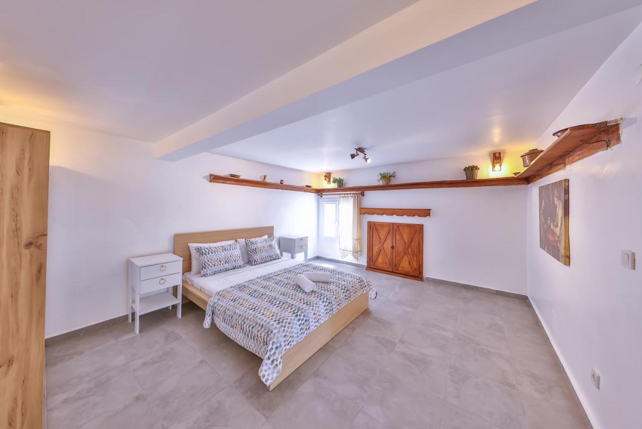 Agach Aparts-Savran Milas Extérieur photo