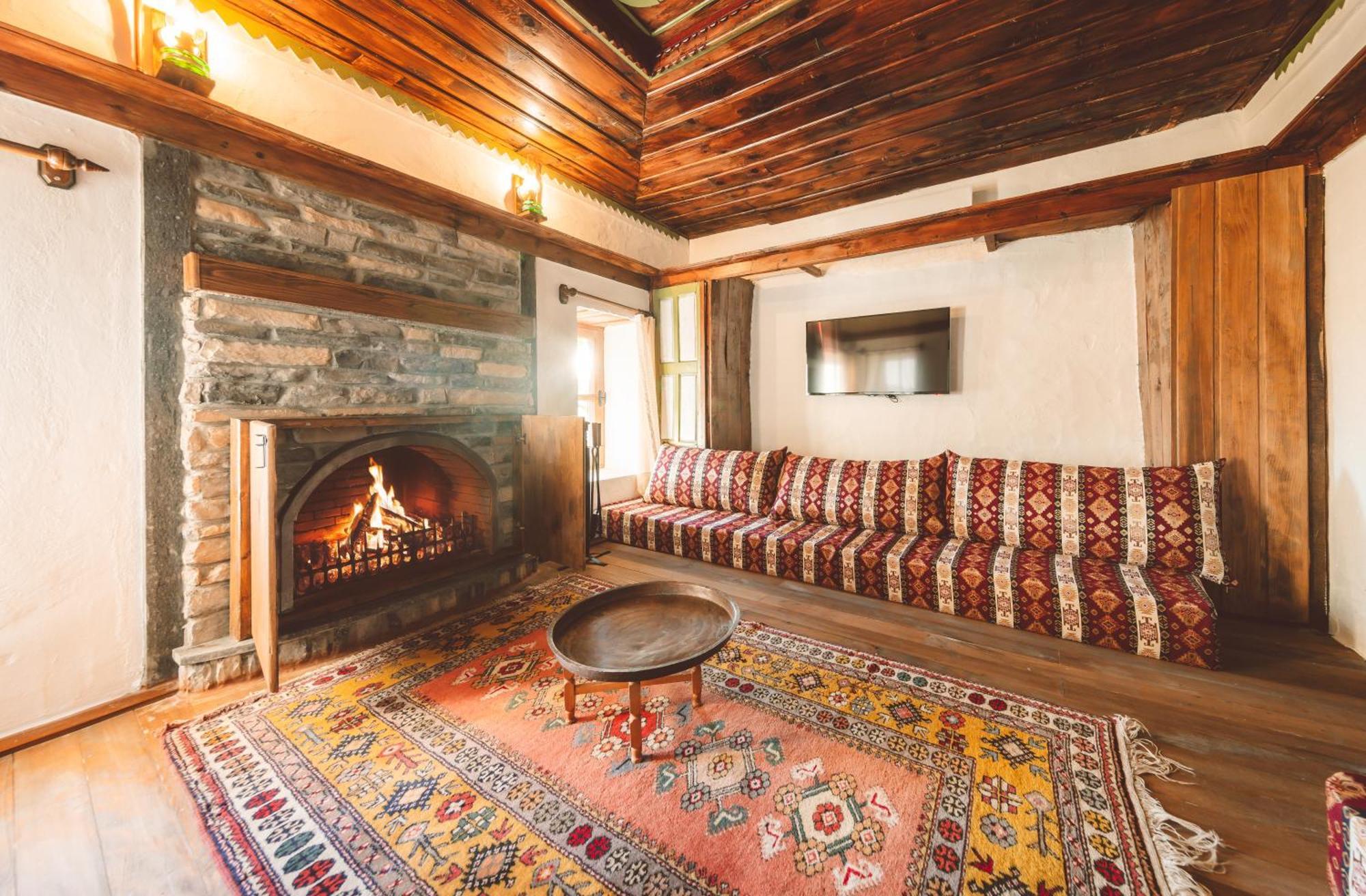 Agach Aparts-Savran Milas Extérieur photo